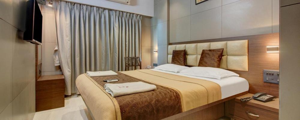 Hotel Leela Kalyān エクステリア 写真