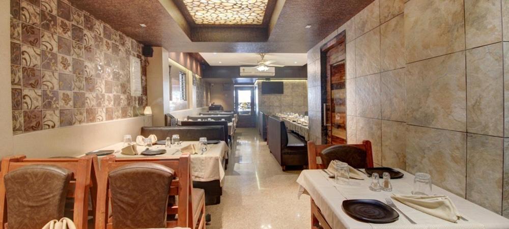 Hotel Leela Kalyān エクステリア 写真